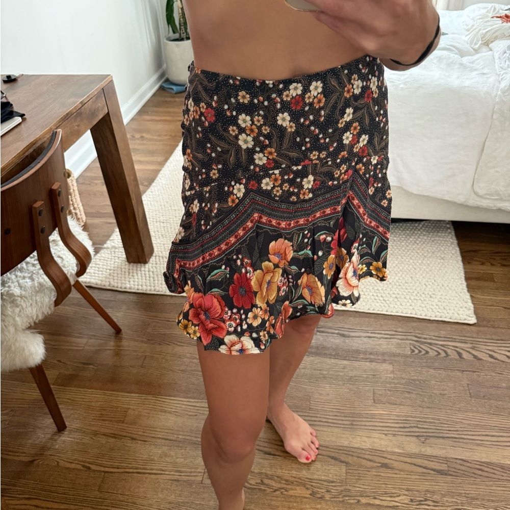Farm Rio Women's Floral Skirt small